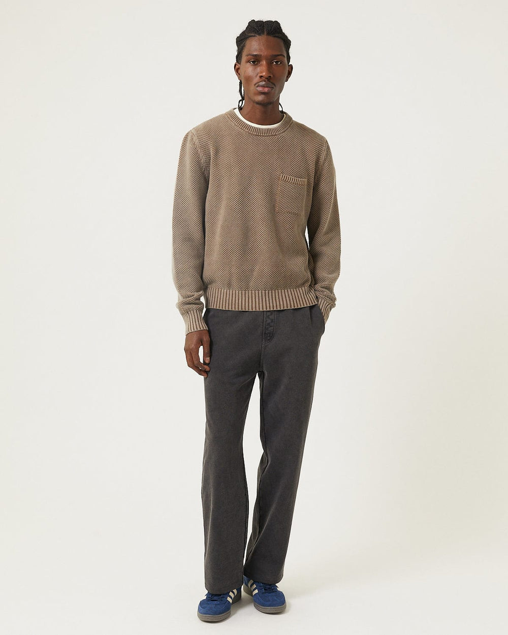 Pocket Crewneck - Brown-Crewneck-Alpafina-Corridor