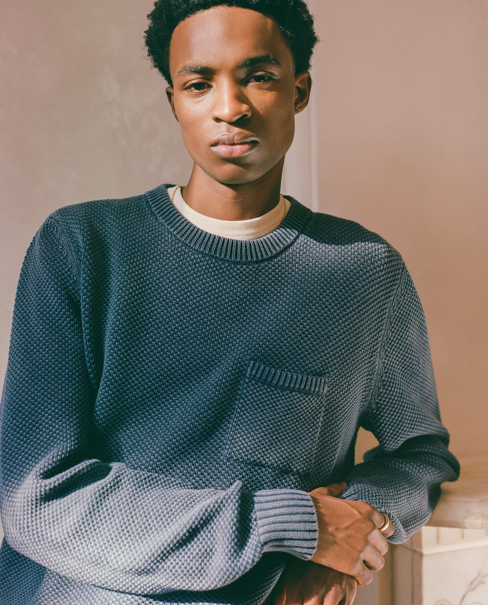 Pocket Crewneck - Navy-Crewneck-Alpafina-Corridor