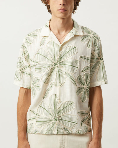 Linen Applique SS-SS Camp-Black Q-Corridor