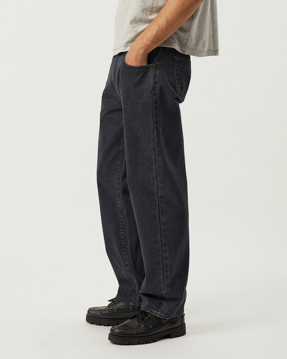 5 Pocket Jean - Washed Black-Jeans-Real-Corridor