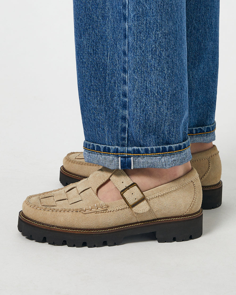 Fisherman-Shoes-Corridor-Corridor